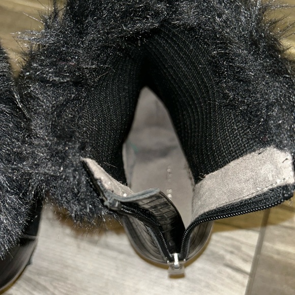 ADRIENNE VITTADINI Nano Stretch Booties - Picture 10 of 16